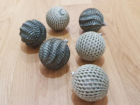 Zawieszka BOMBKA SY11 zielony 6szt 8cm