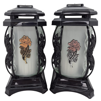 Znicz K-9303 KAPLICZKA z różą duża mix (6szt)